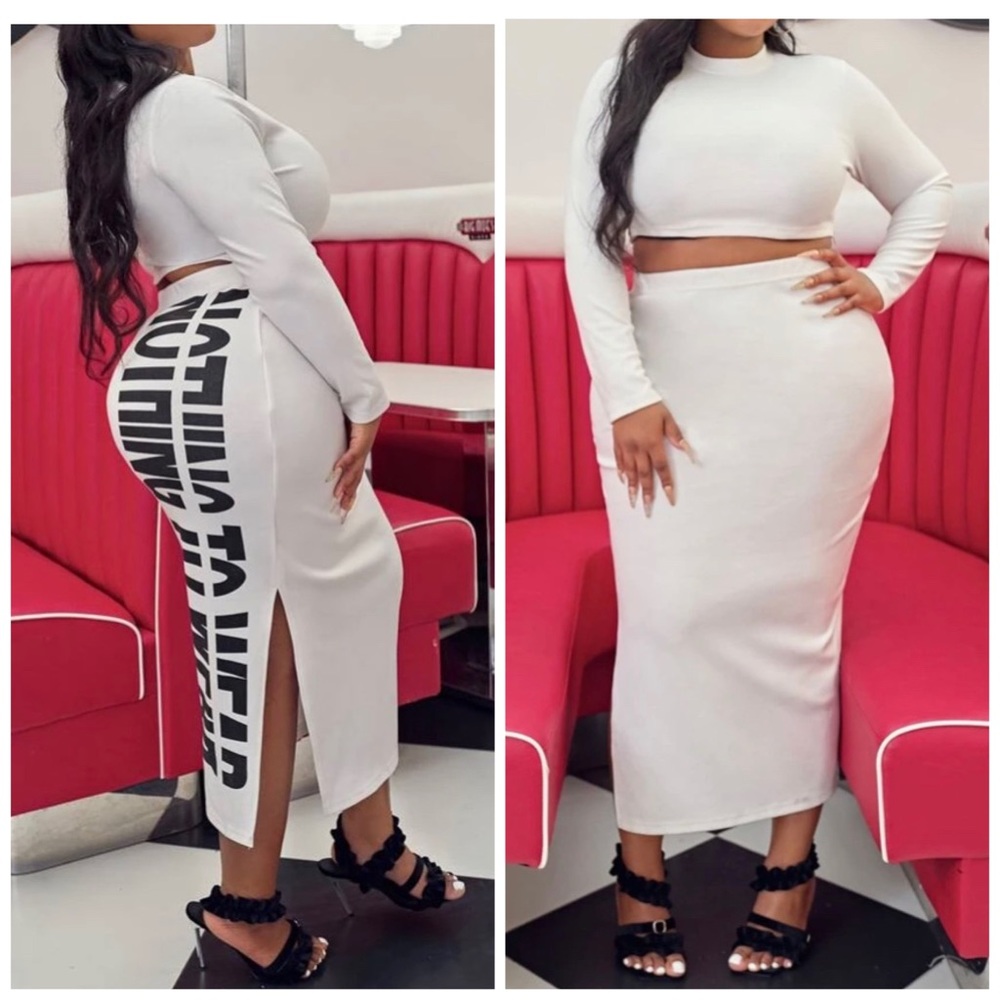 🖤NEW🤍 Crop Top & Slogan Graphic Skirt Set